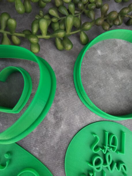 "Lets Avo Cuddle" Avocado with a Heart Cookie Cutter & Fondant Embosser Stamp Set Valentines Day