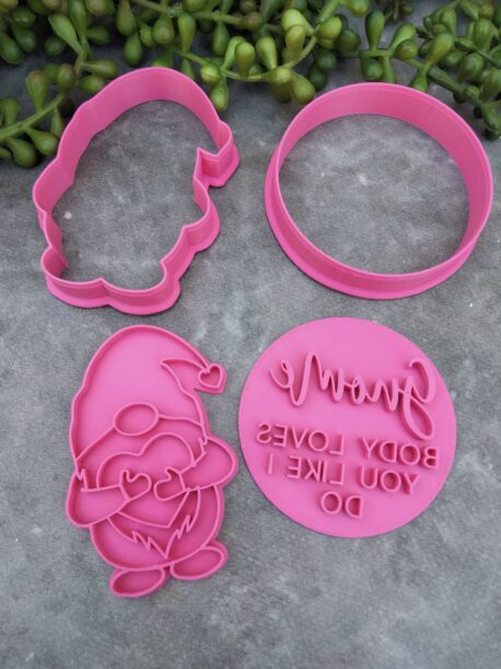 Gnome hugging a heart Cookie Cutter & Fondant Embosser Stamp "Gnome body loves you like I do"