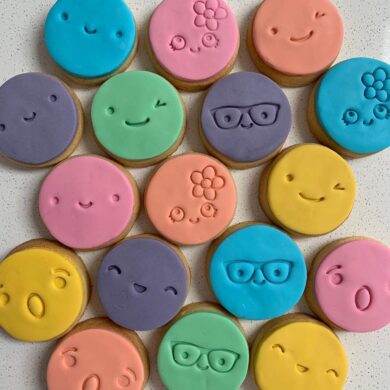 Set of 8 Cute Facial Expressions for Cookie Fondant / Cookie Stamp