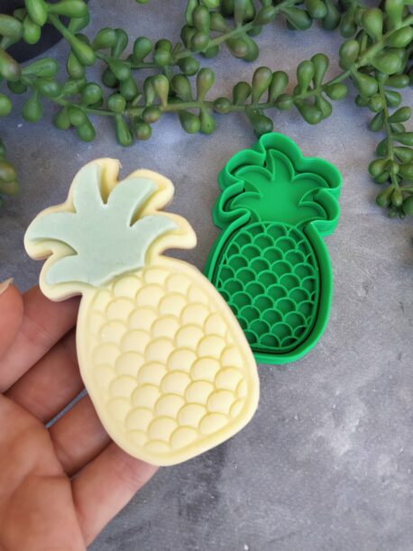 Pineapple Cookie Cutter and Fondant Stamp Embosser