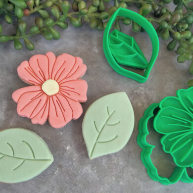 Organic Flower and Leaf Cookie Cutter and Fondant Embosser Stamp Set