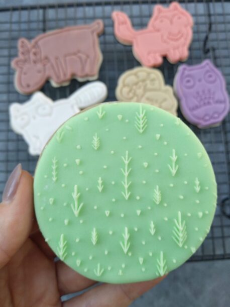 Woodland Forest Print Pattern Fondant Cookie Stamp with Raised Detail