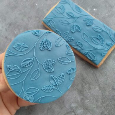 Leaf Pattern Fondant Cookie Stamp with Raised Detail