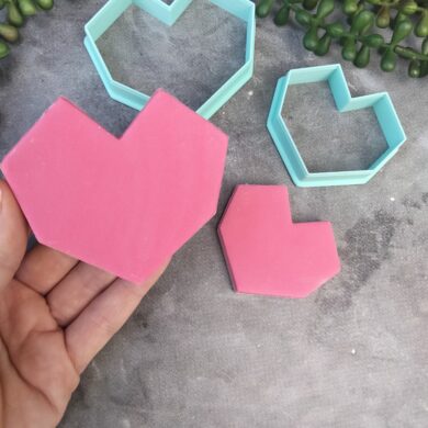 Low Poly Heart Cutter Set for Cookie Dough and Fondant - Cookie Cutter / Fondant Cutter