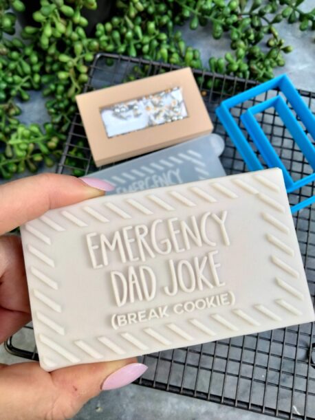 Emergency Dad Joke (Break Cookie) Cookie Fondant Stamp and Cookie Cutter Set - Fathers Day