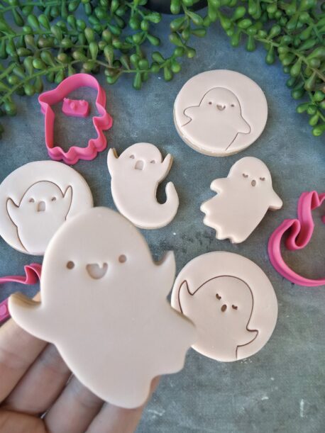 Ghost Cookie Fondant Stamp Faces and Set of 3 Cookie Cutters Halloween