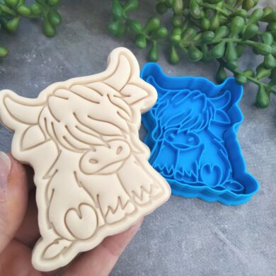 Highland Cow Cookie Cutter and Fondant Embosser Stamp – Last Rodeo Theme Cowboy Hens Party Engaged Bachelorette Party First Rodeo 