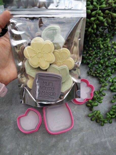 Mum you're A-Mason Floral Bouquet Mini Cookie Cutter and Raised Stamp Set, Mason Jar, Flower and Leaf - Mother's Day