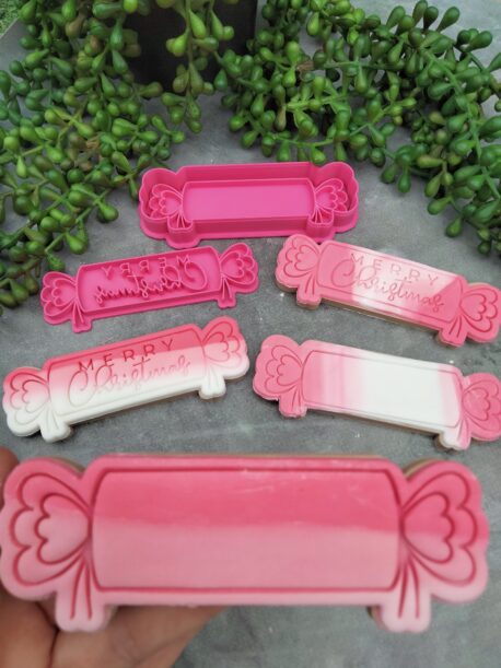 Christmas Cracker / Christmas Bon Bon Cookie Cutter and Fondant Embosser Stamp Set with Merry Christmas & Plain Stamp DIY Christmas Cookies Table Seating Plaque